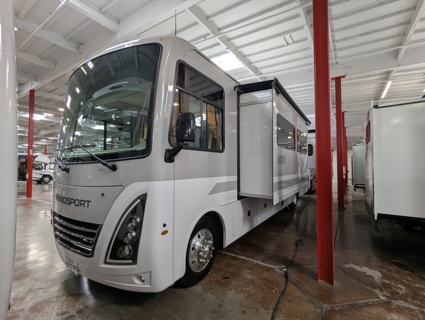 2027 Thor Motor Coach Windsport 36H - Image 2
