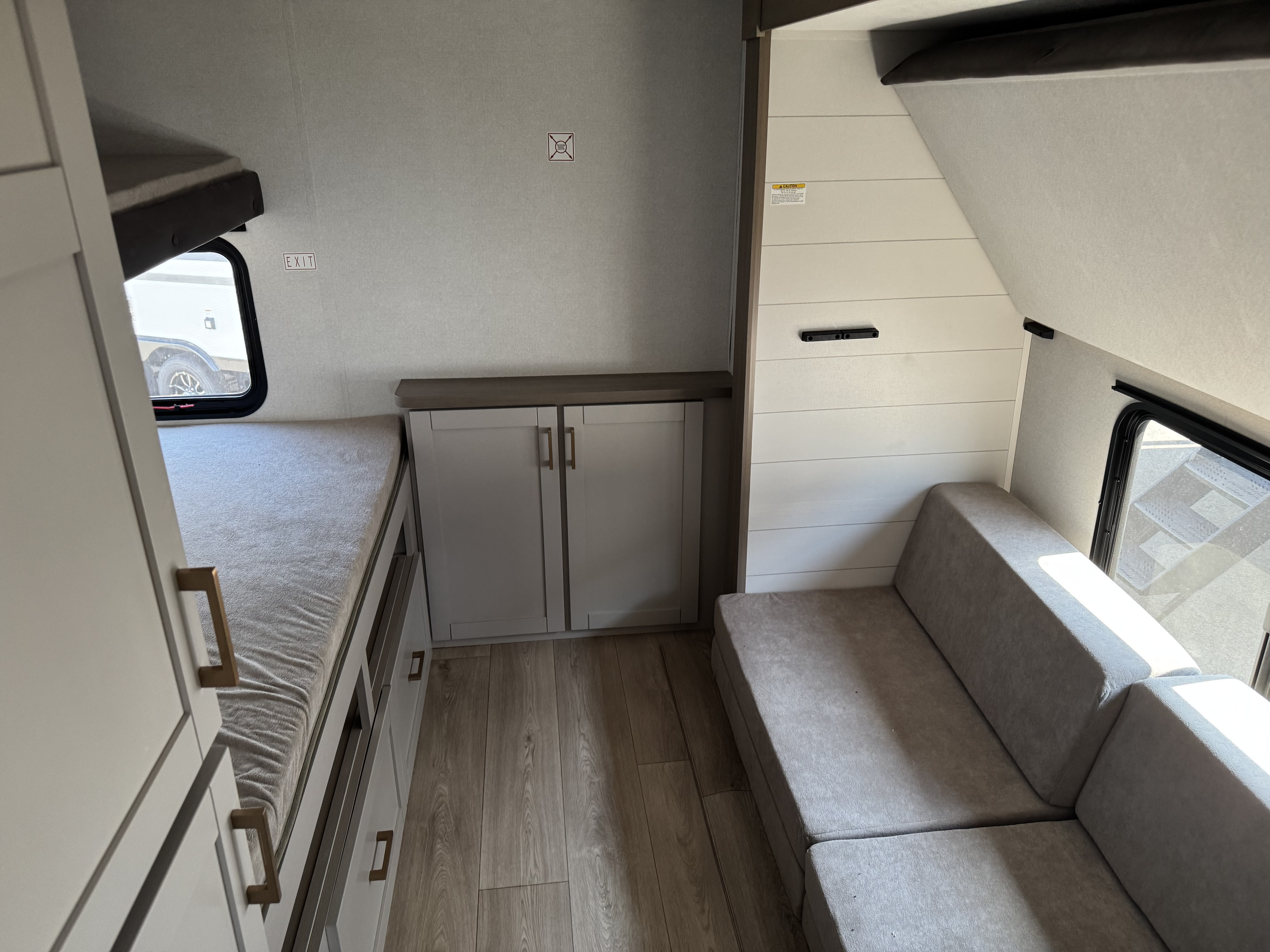 2027 JAYCO JAY FLIGHT 333BTS - Image 25