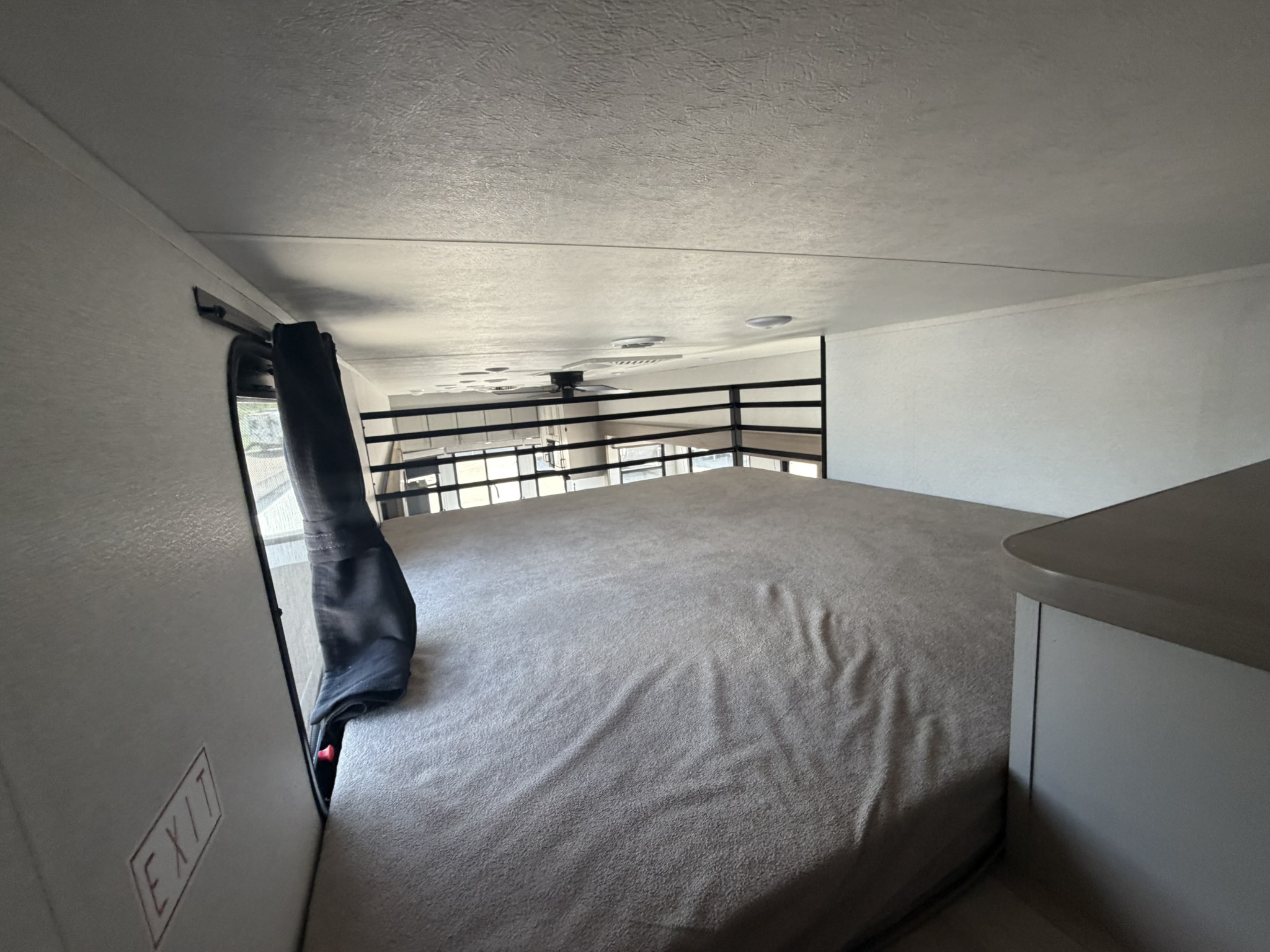 2027 JAYCO JAY FLIGHT BUNGALOW 404LOFT - Image 38