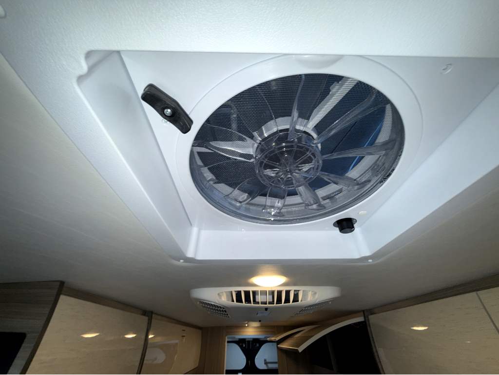 2025 ENTEGRA COACH ETHOS 20T - Image 15