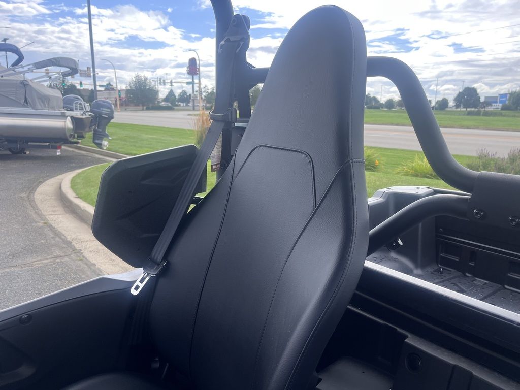 2025 Yamaha Wolverine X2 850 XT-R - Image 17