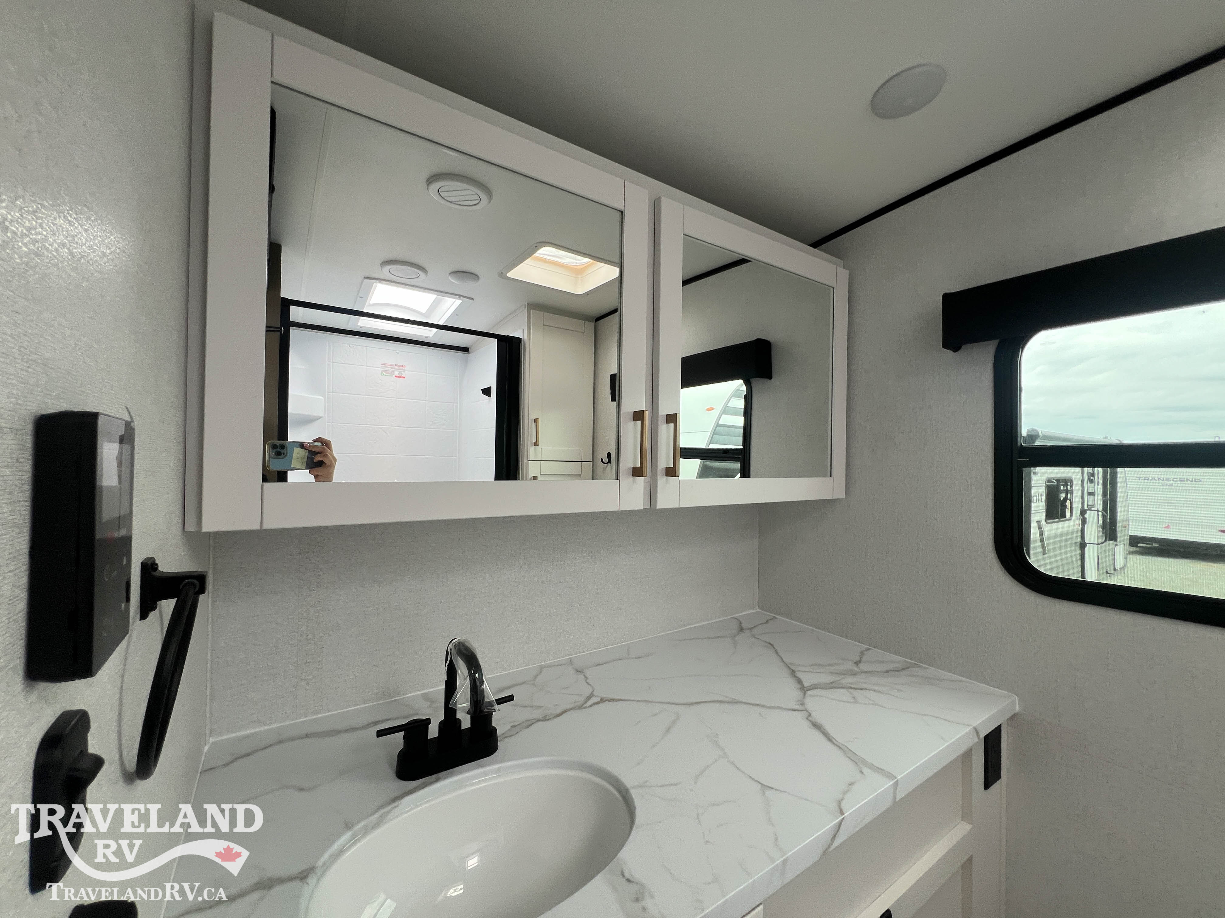 2027 Highland Ridge Range Lite 250RBL - Image 20