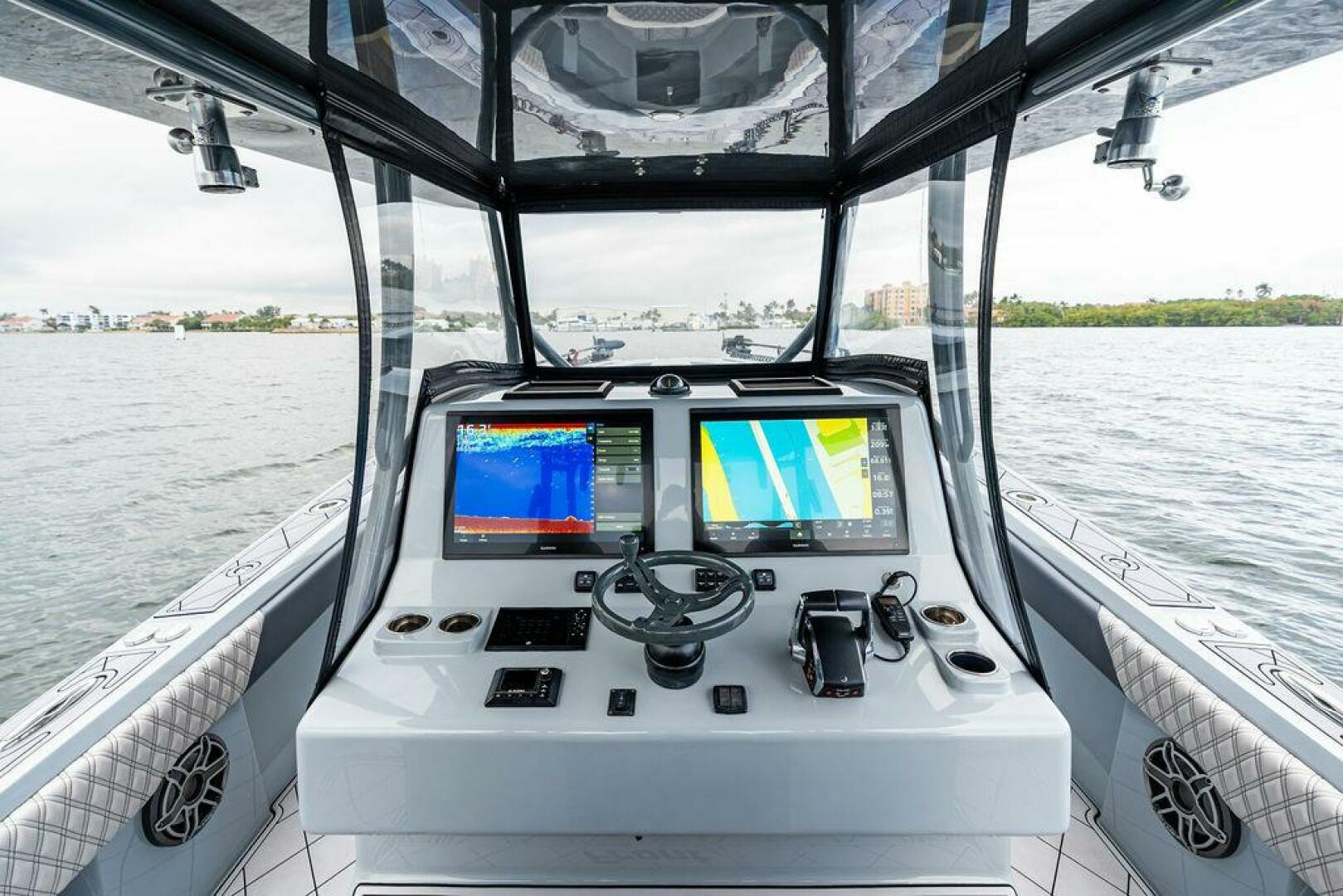 2020 Front Runner 39 CC - Image 16