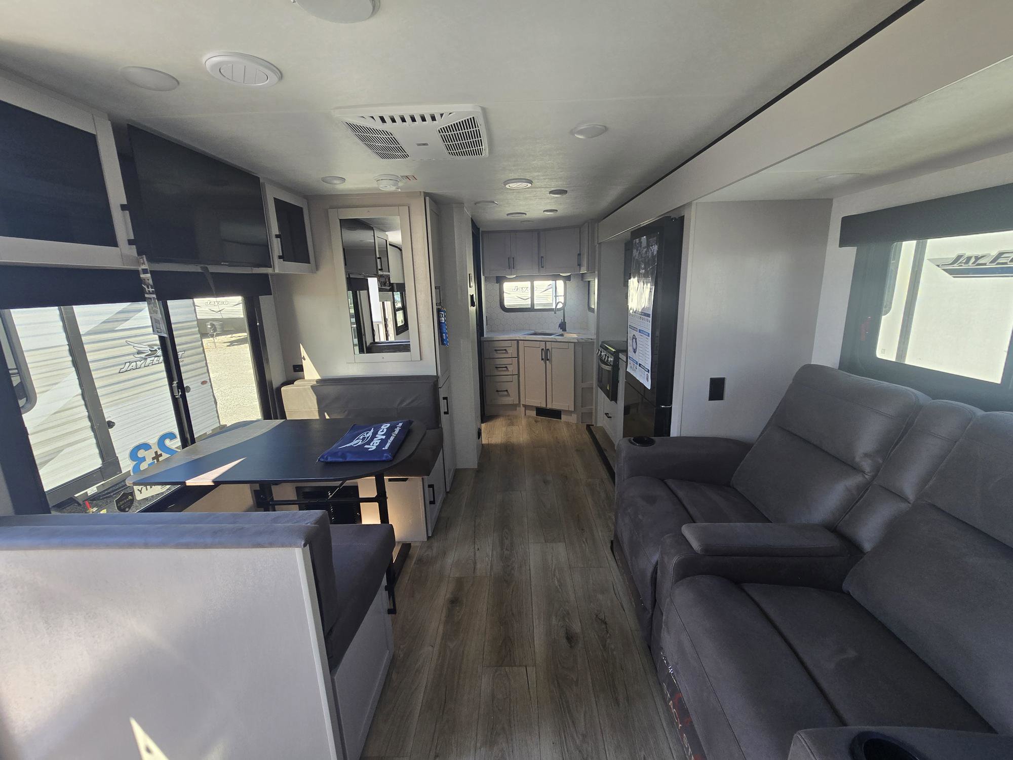 2026 JAYCO JAY FEATHER 21MML - Image 17
