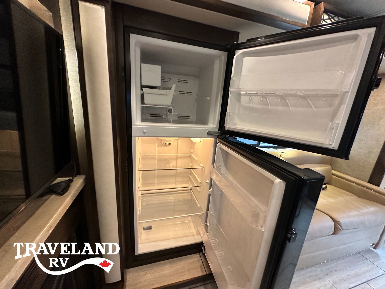 2019 Tiffin Allegro Breeze 31 BR - Image 33