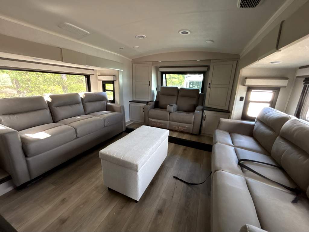 2026 JAYCO NORTH POINT 382FLRB - Image 29