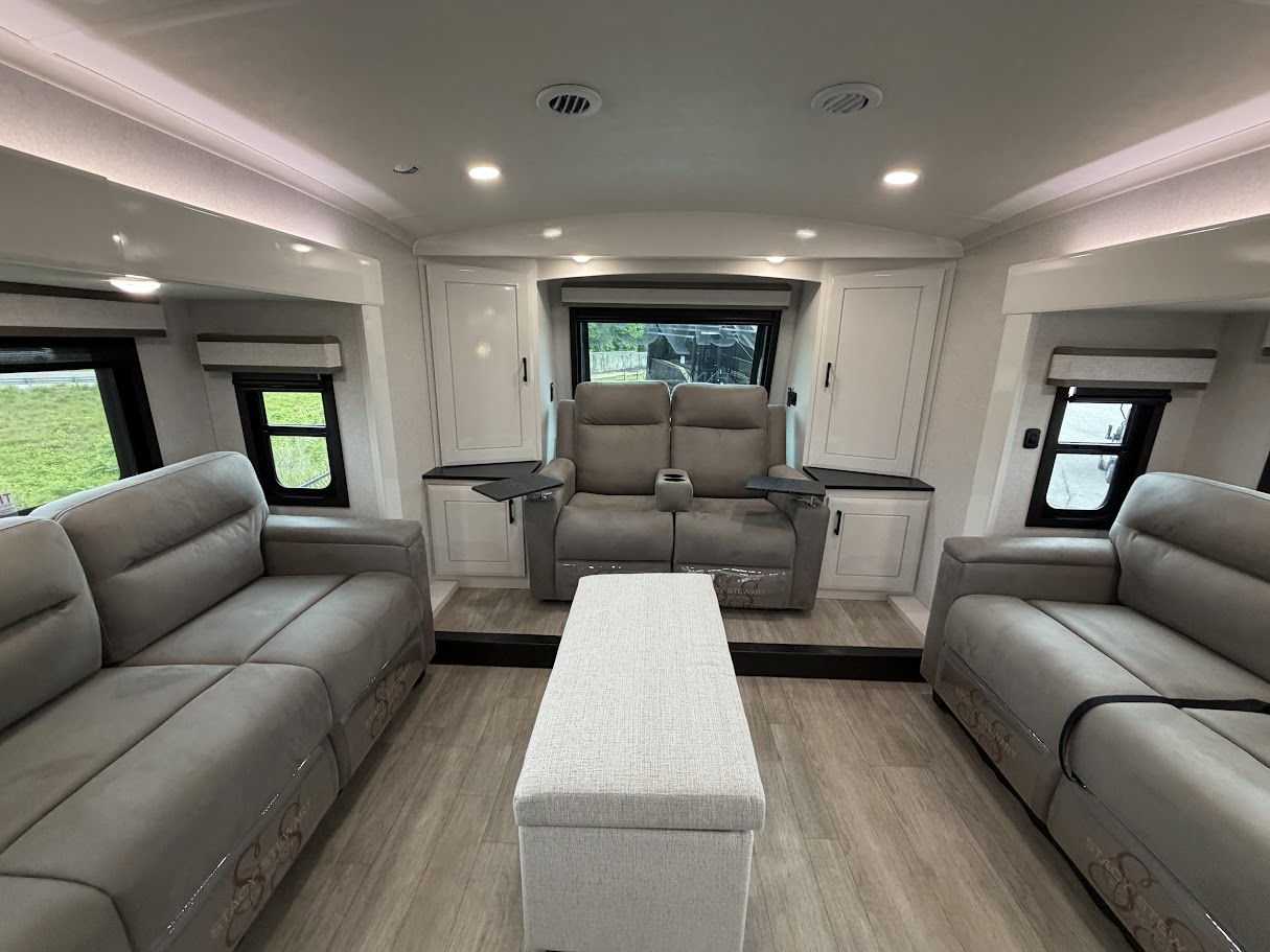 2026 JAYCO PINNACLE 39FLOK - Image 11