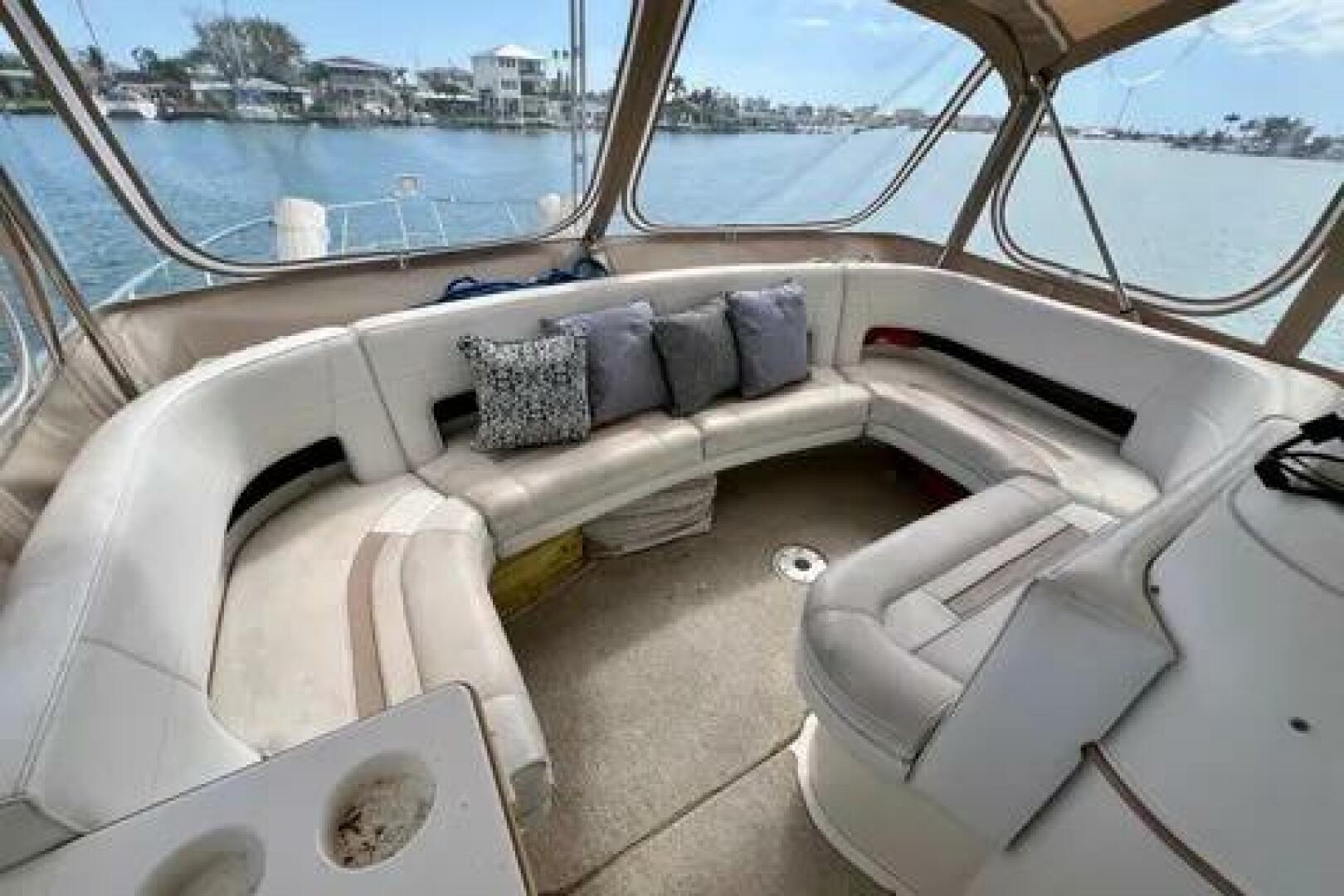 1996 Cruisers Yachts 4285 Express Bridge - Image 24