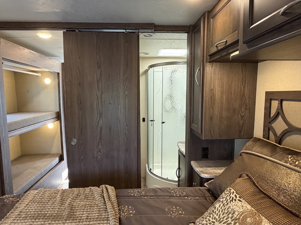 2019 COACHMEN PURSUIT 31BH - Image 46