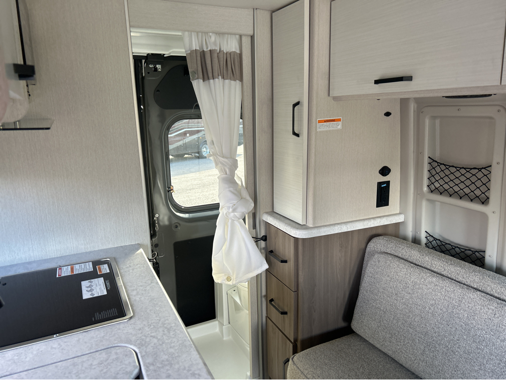 2026 THOR MOTOR COACH SCOPE 18MS - Image 11