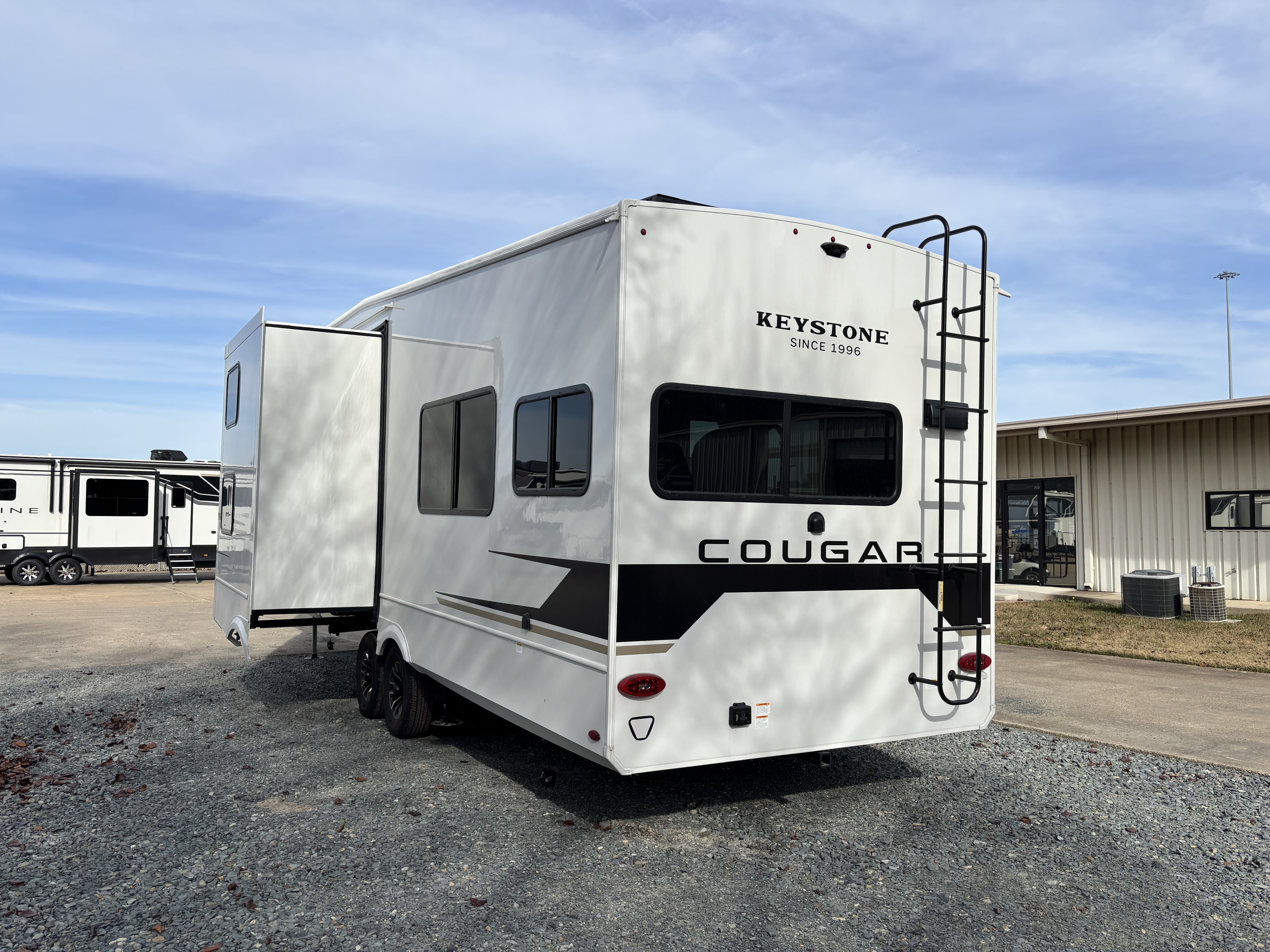 2026 Keystone Cougar Half-Ton 29MBD - Image 7