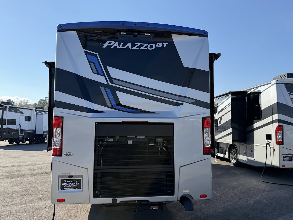 2026 THOR MOTOR COACH PALAZZO 33.6 - Image 4