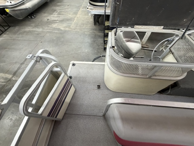 1997 SMOKERCRAFT 820 - Image 15