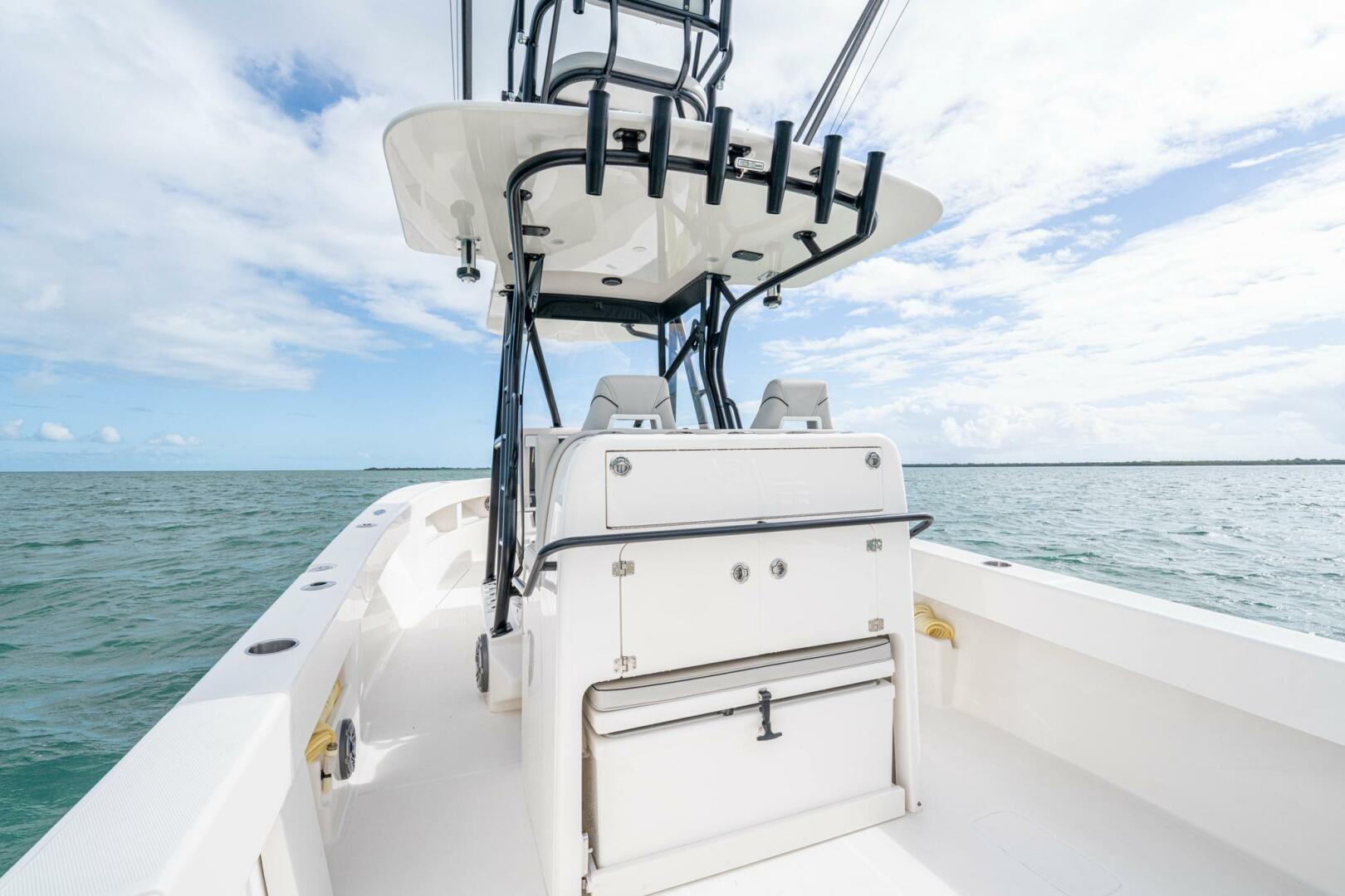 2024 SeaVee 322z - Image 39