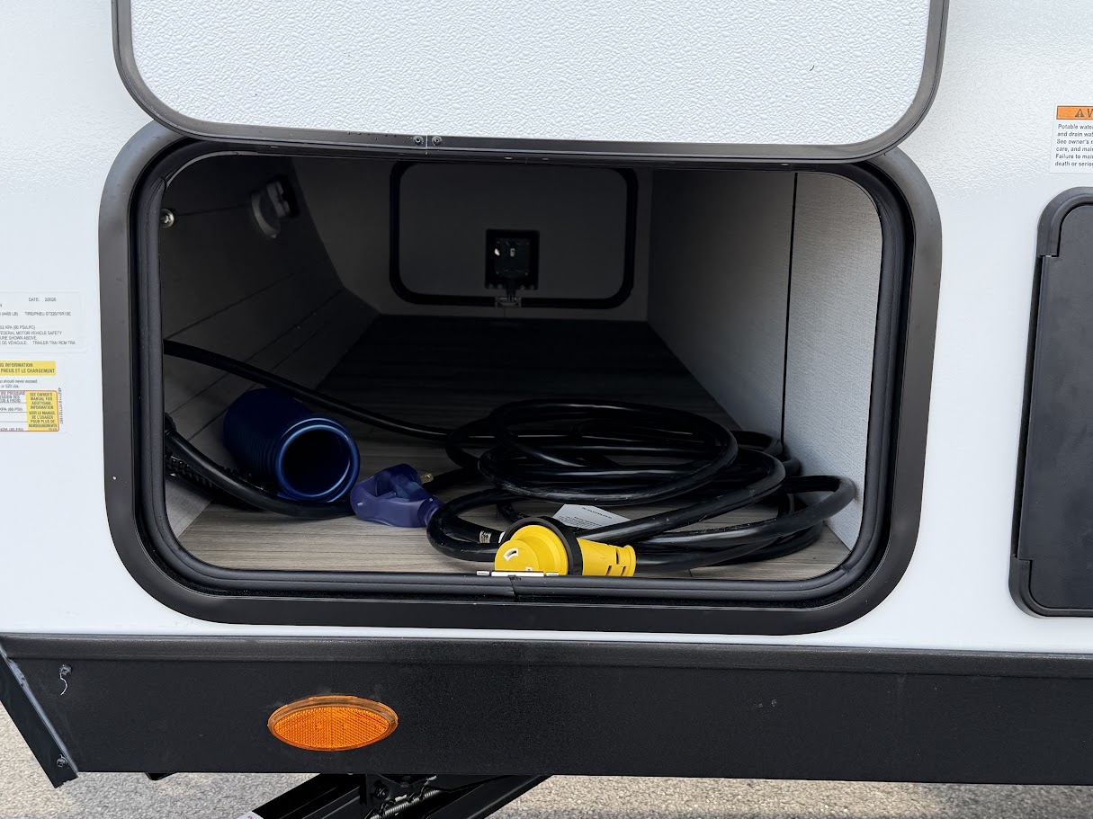 2026 VENTURE RV SPORTTREK STINGER 181VRK - Image 3