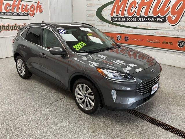 2022 Ford Escape Utility 4D Titanium AWD - Image 3