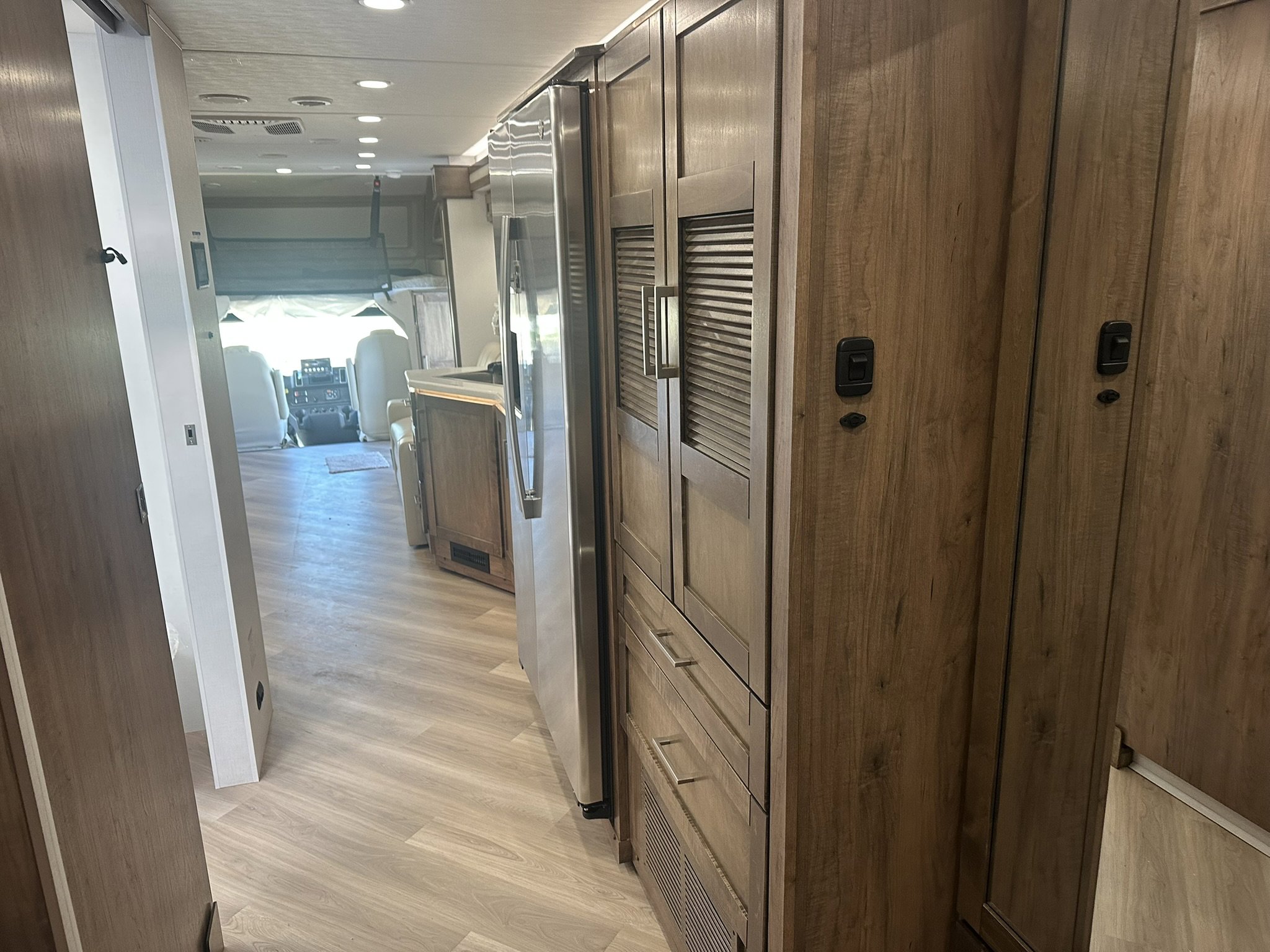 2026 JAYCO SENECA 37M - Image 28