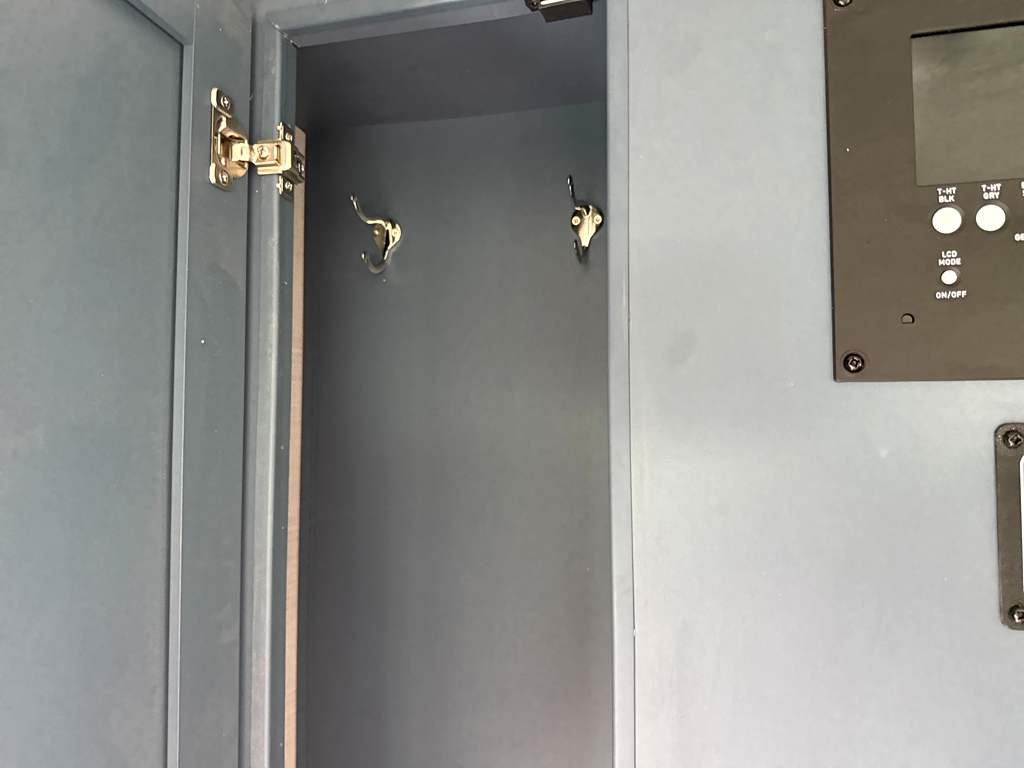 2027 THOR MOTOR COACH MAGNITUDE GA31 - Image 12