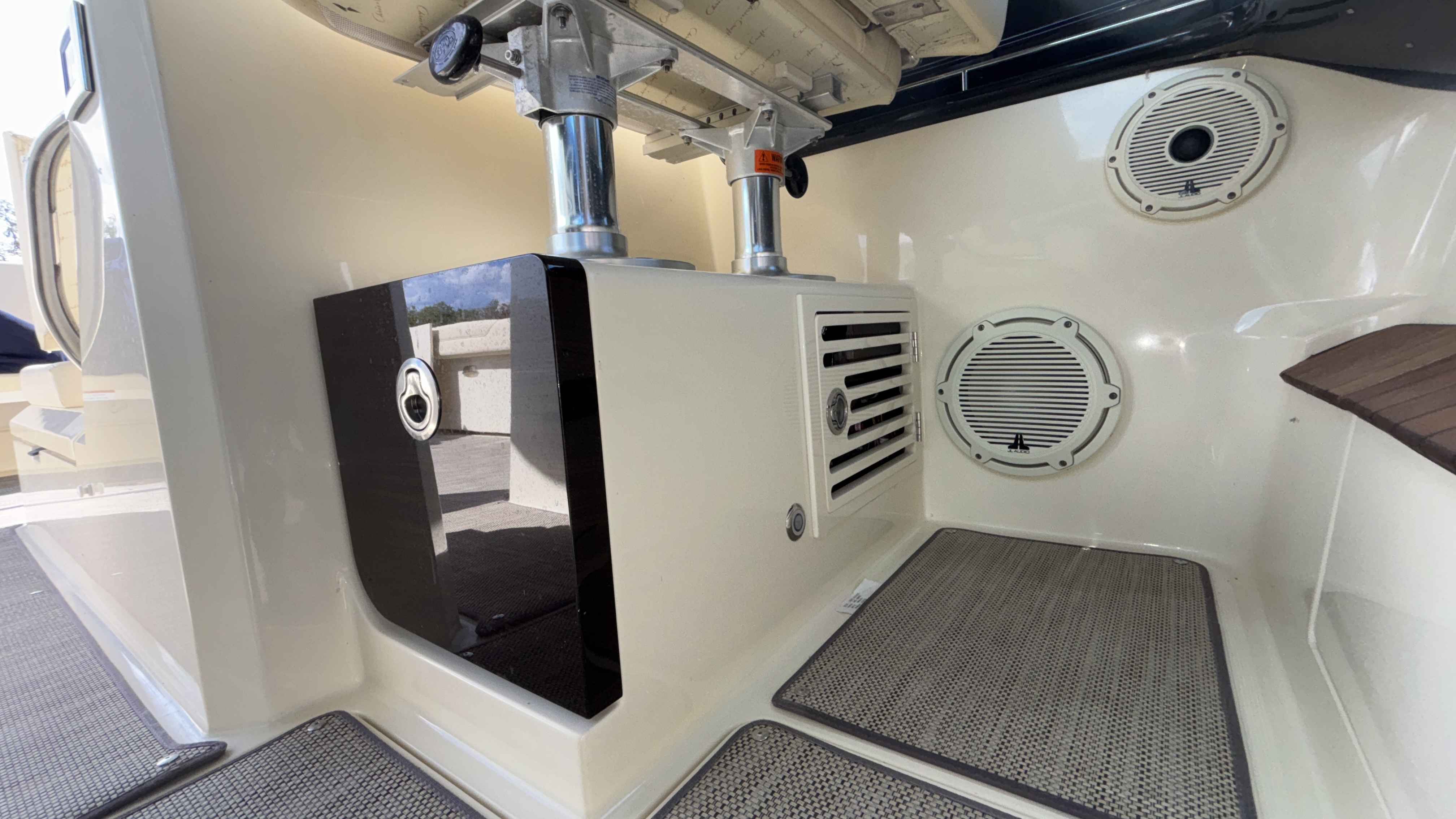 2021 Chris Craft 35 Calypso - Image 47