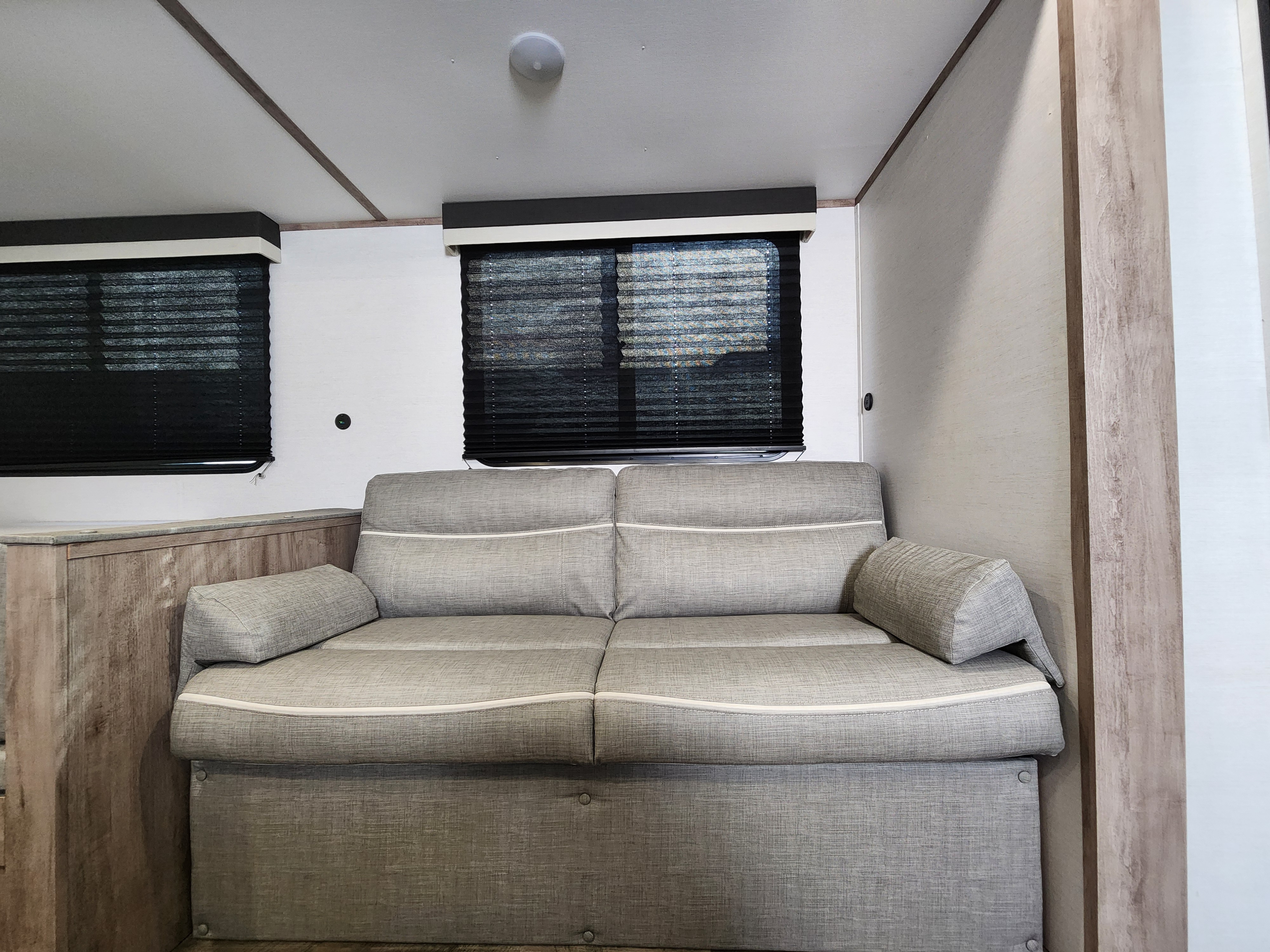 2024 Gulf Stream Ameri-Lite Ultra-Lite 269BH - Image 3