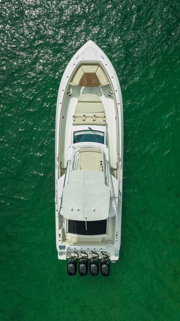 2016 Boston Whaler - Image 3