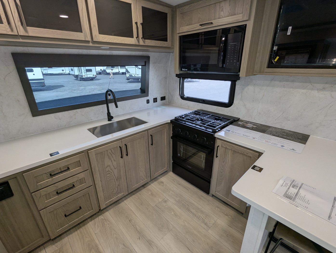 2026 Forest River Rockwood Signature 8263MBR - Image 12