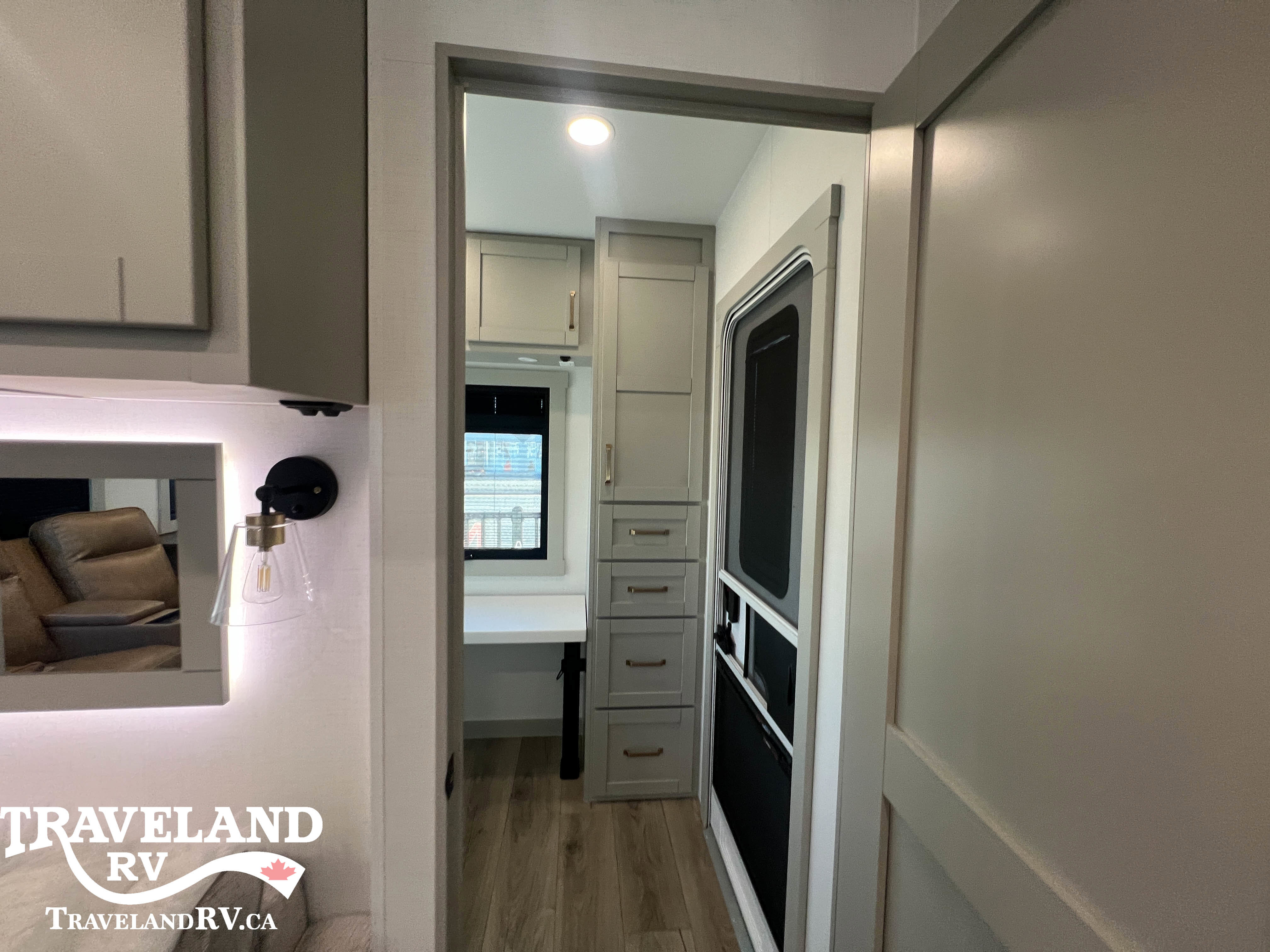2026 Brinkley RV Model Z 3515 - Image 25
