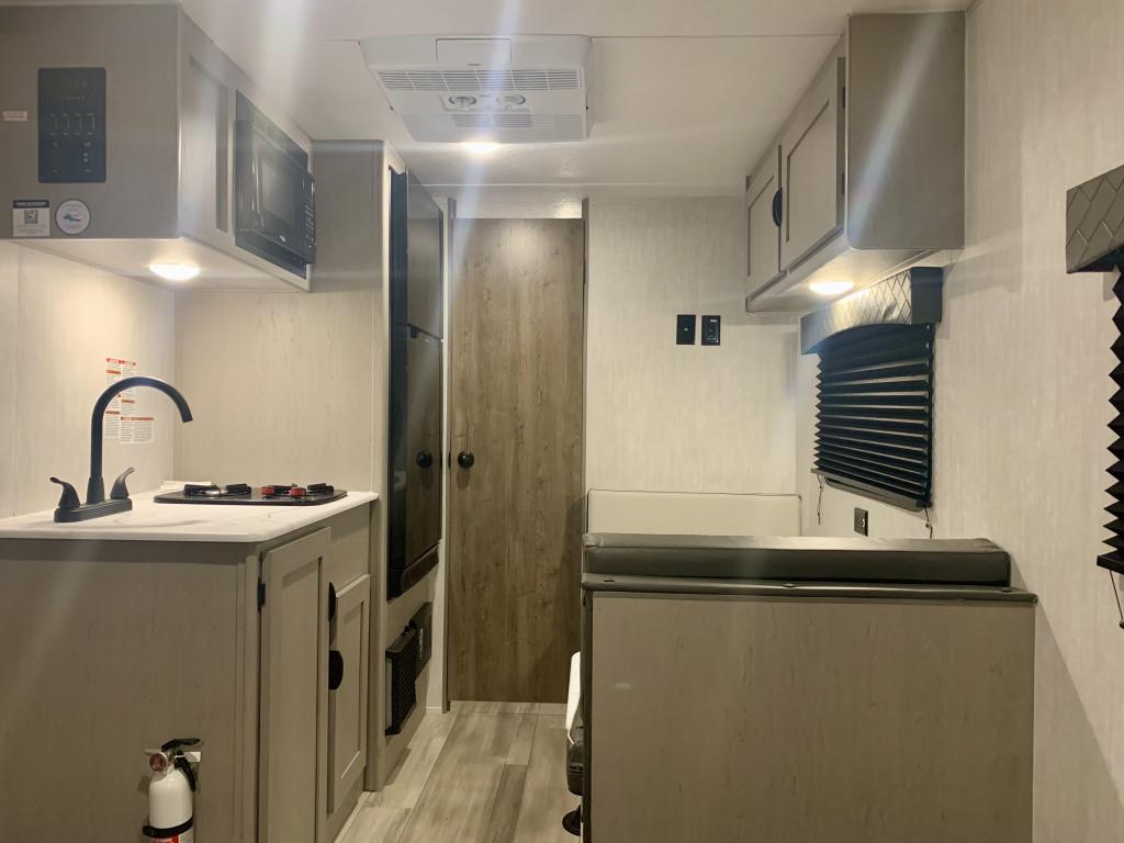 2025 COACHMEN 17FQ - Image 13