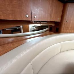 2006 Sea Ray 320 Sundancer - Image 41