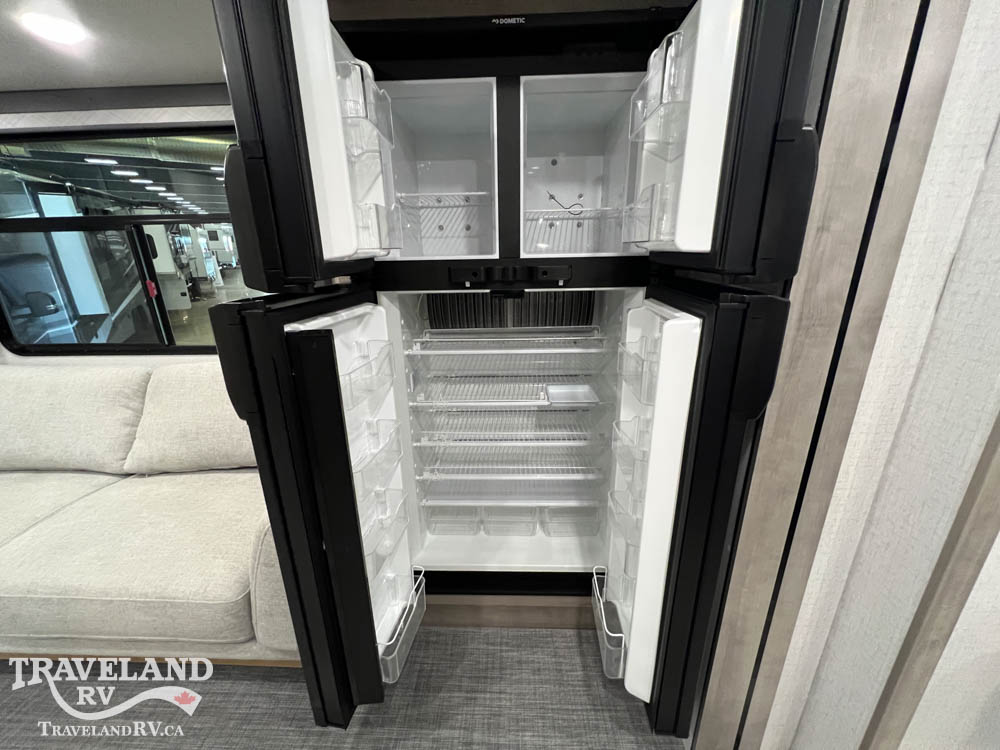 2022 Winnebago Voyage V2427RB - Image 18