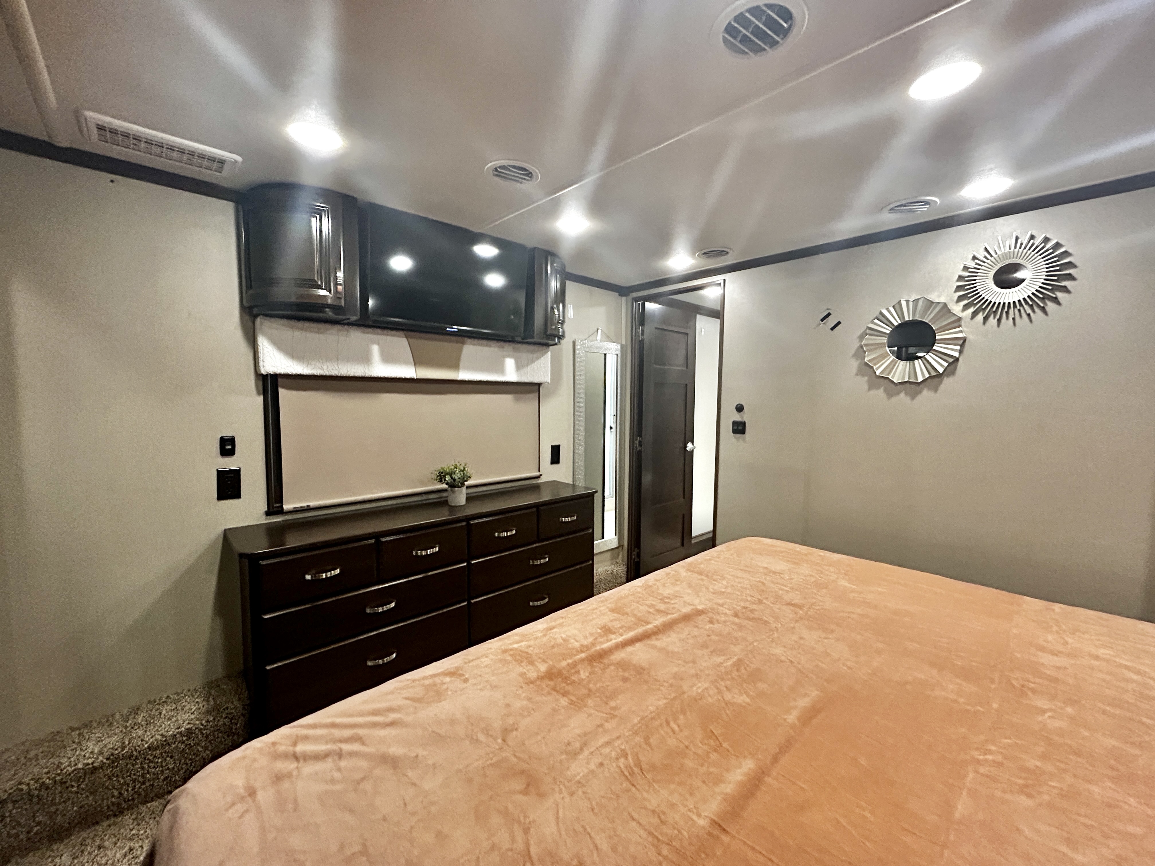 2017 Forest River Riverstone 38TS - Image 20