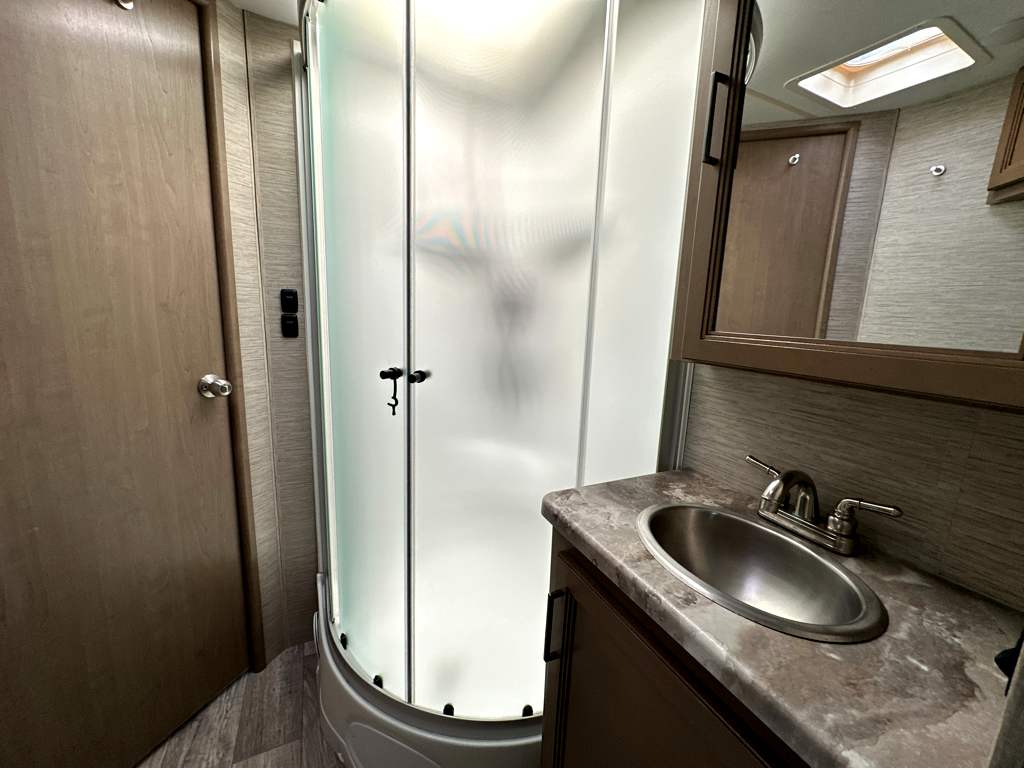 2023 THOR MOTOR COACH MAGNITUDE GA31 - Image 21