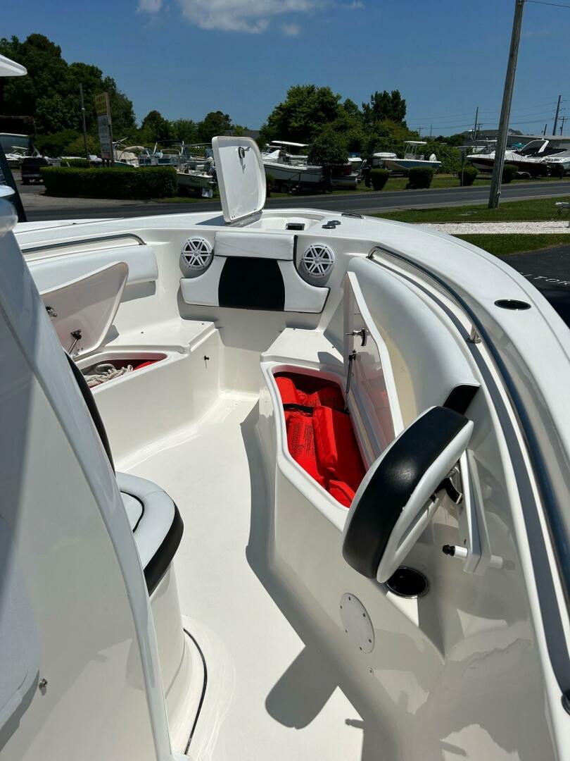2019 Tidewater 232 Adventure - Image 30
