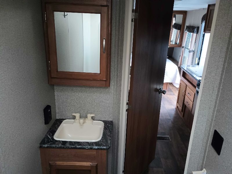 2018 Keystone Springdale West 220BHWE - Image 10