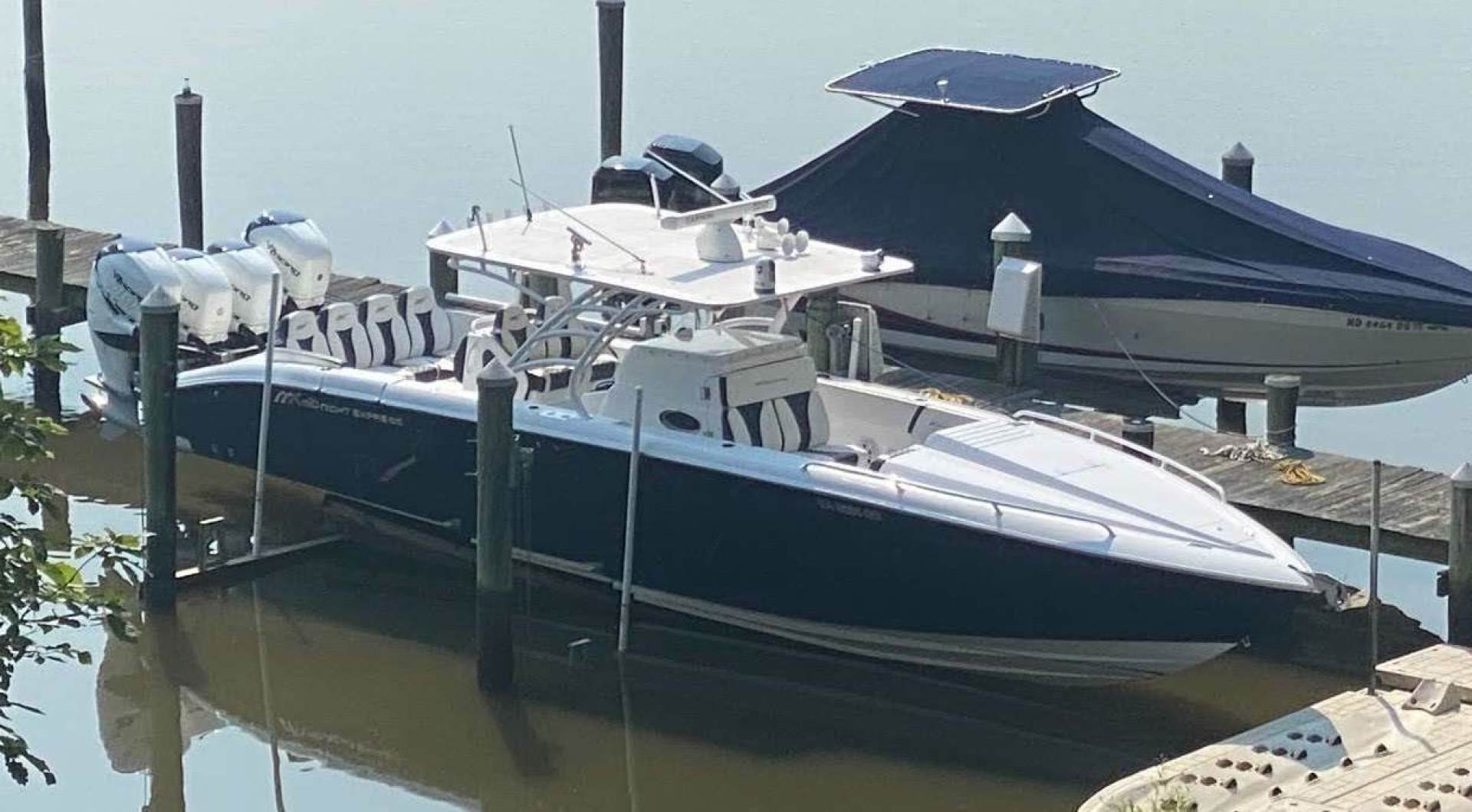2019 Midnight Express 39 Cuddy - Image 25