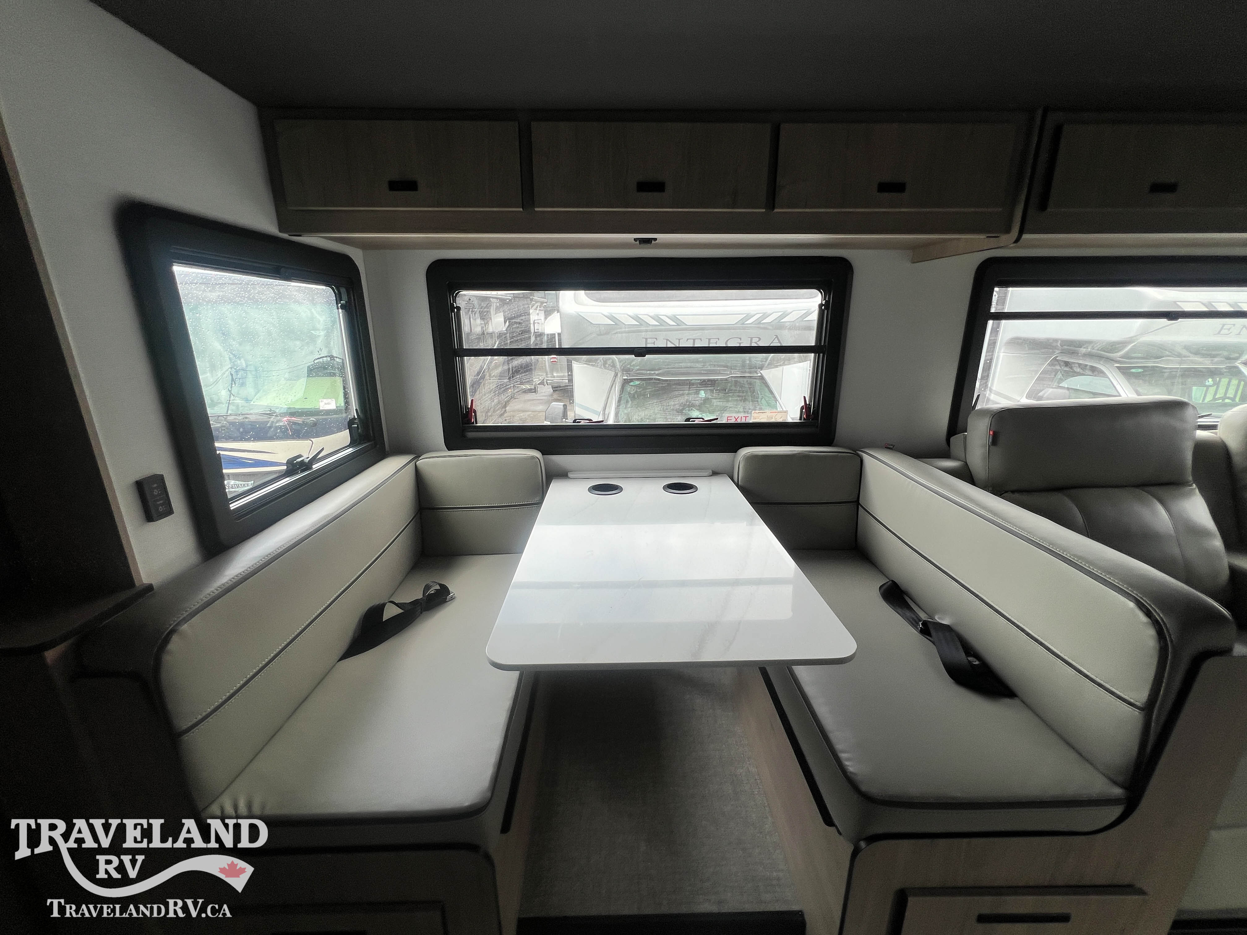 2027 Grand Design Lineage Series F 31ZW - Image 18