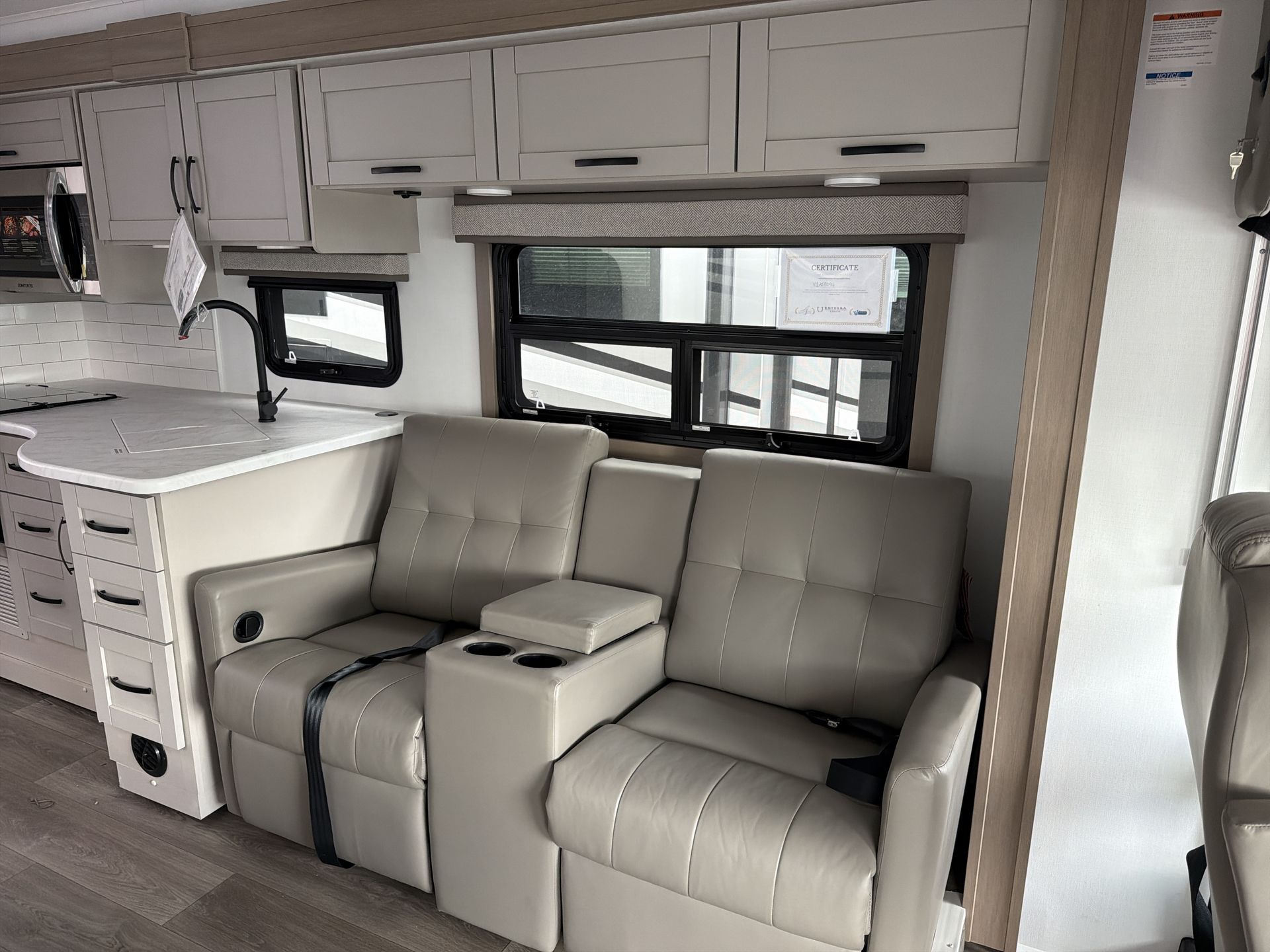 2027 Entegra Coach Vision 29S - Image 17