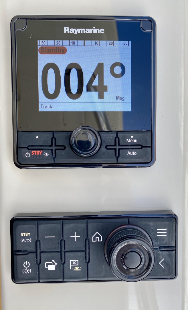 2018 Azimut Flybridge - Image 36