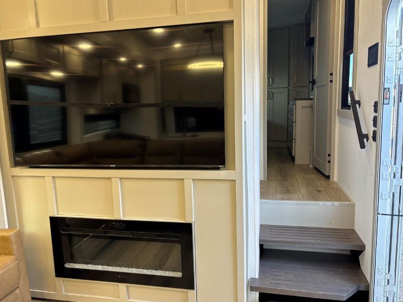 2026 Brinkley RV Model G 3250 - Image 25