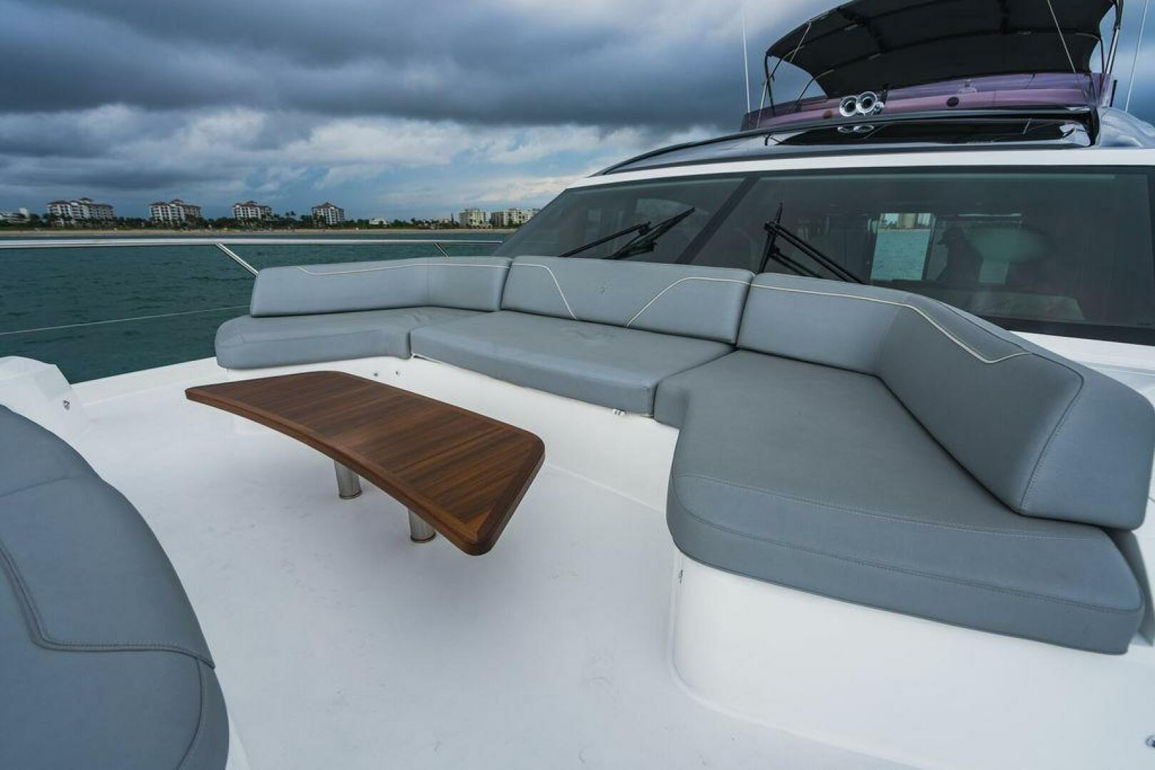 2022 Princess S66 - Image 28