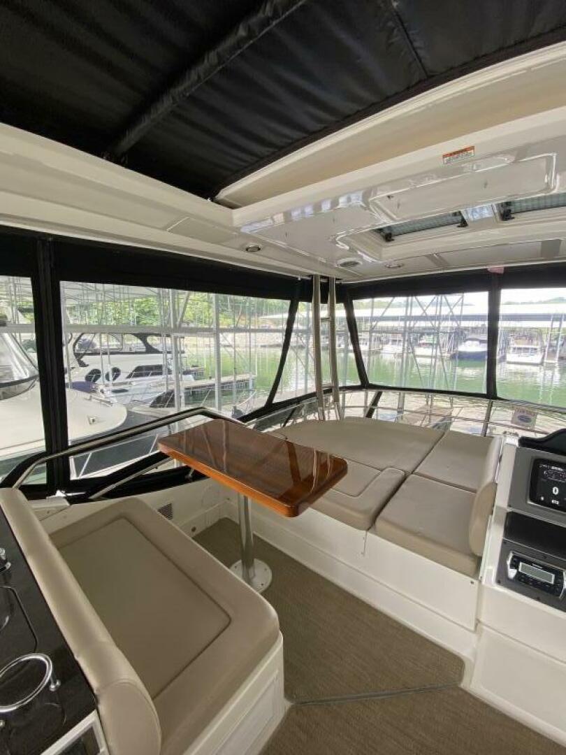 2016 Sea Ray 510 FLY - Image 44