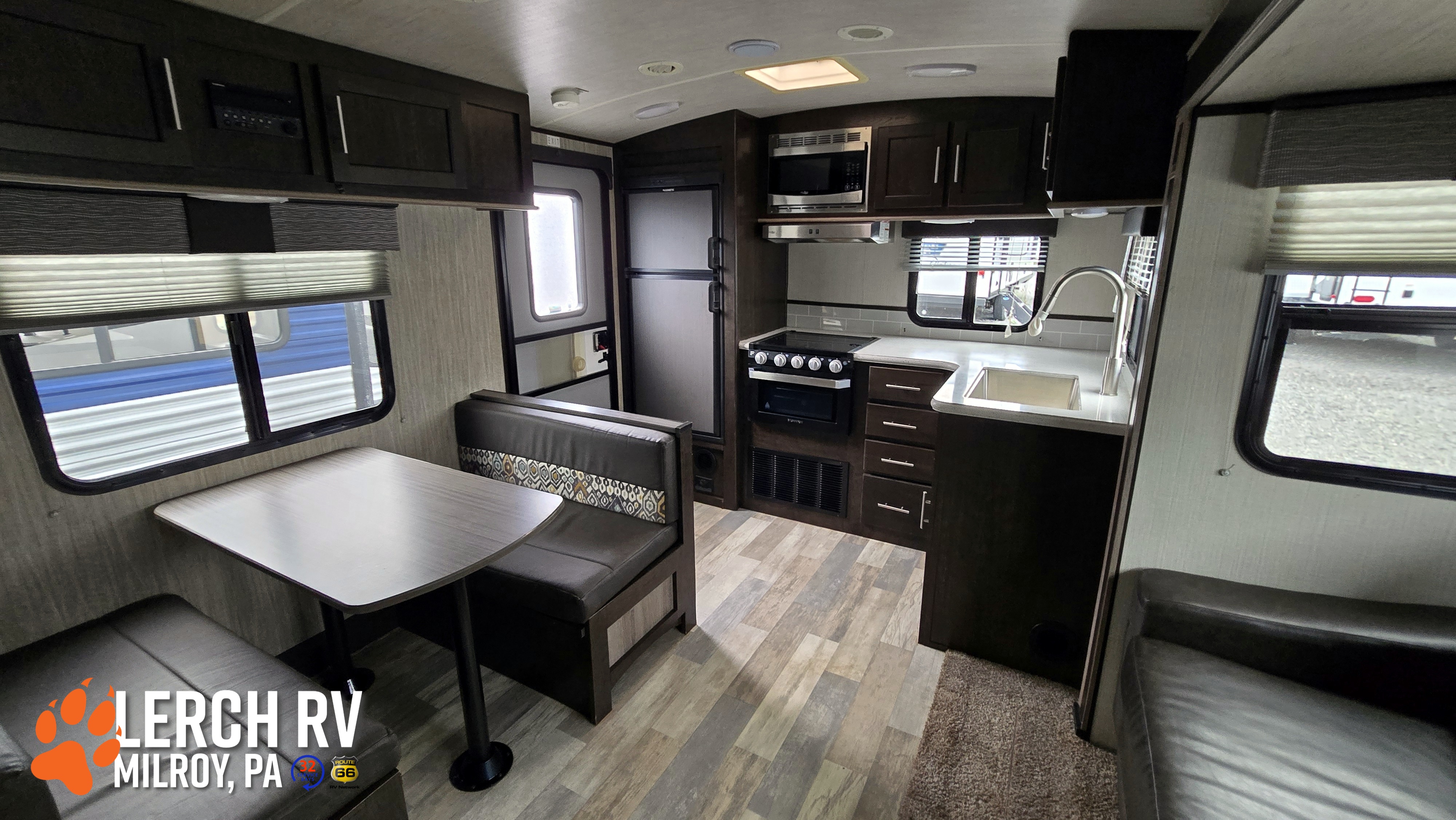 2019 Cruiser RV Fun Finder Xtreme Lite 24RK - Image 11