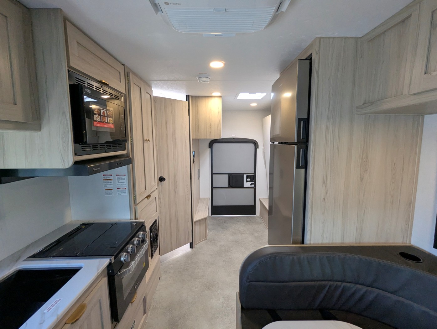2026 Coachmen Cross Trail 22XG - 4X4 ATH - Image 23