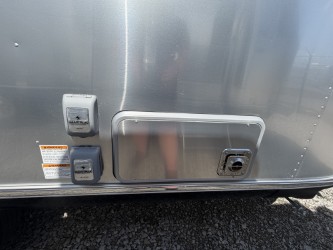 2026 AIRSTREAM GLOBETROTTER 25FBT - Image 7