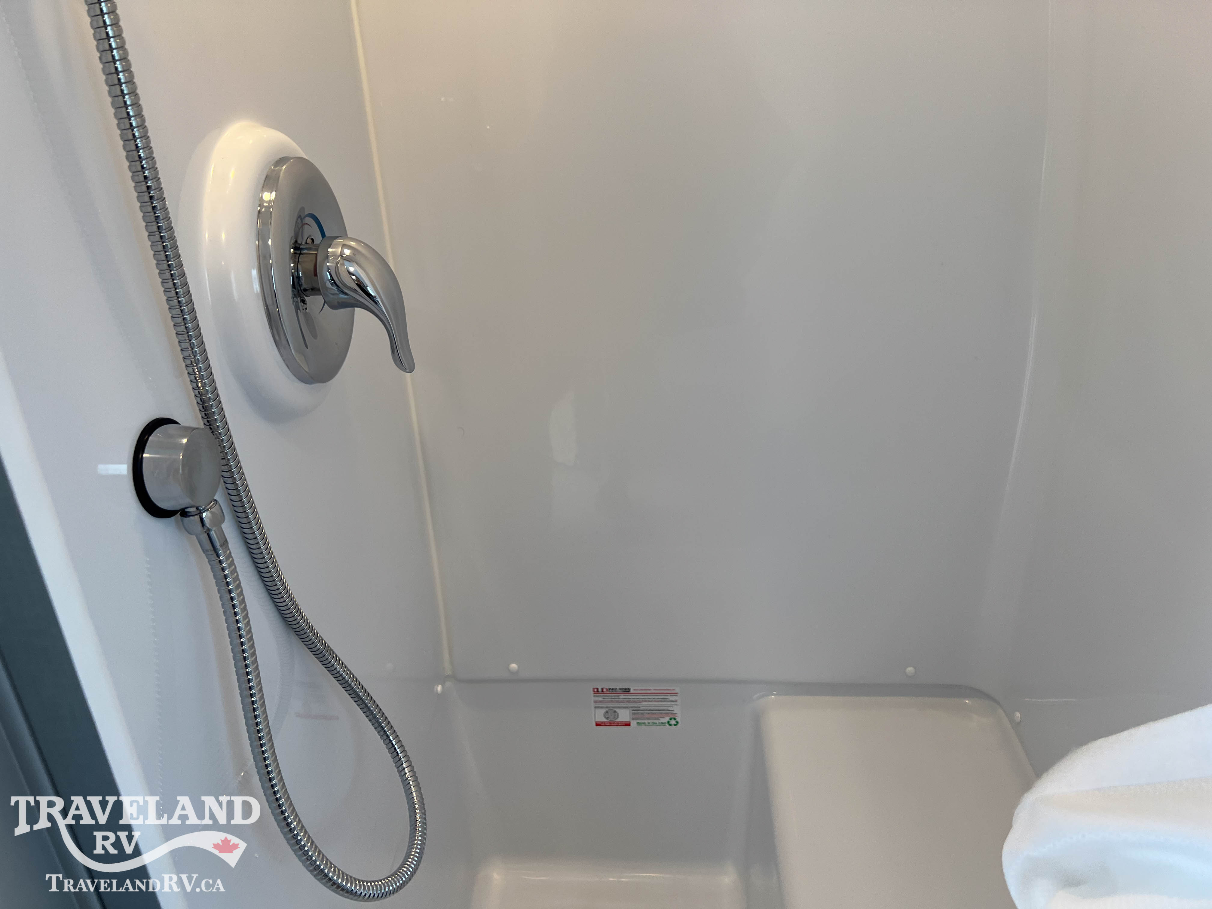 2026 AIRSTREAM 22RB WORLD TRAVELER - Image 21