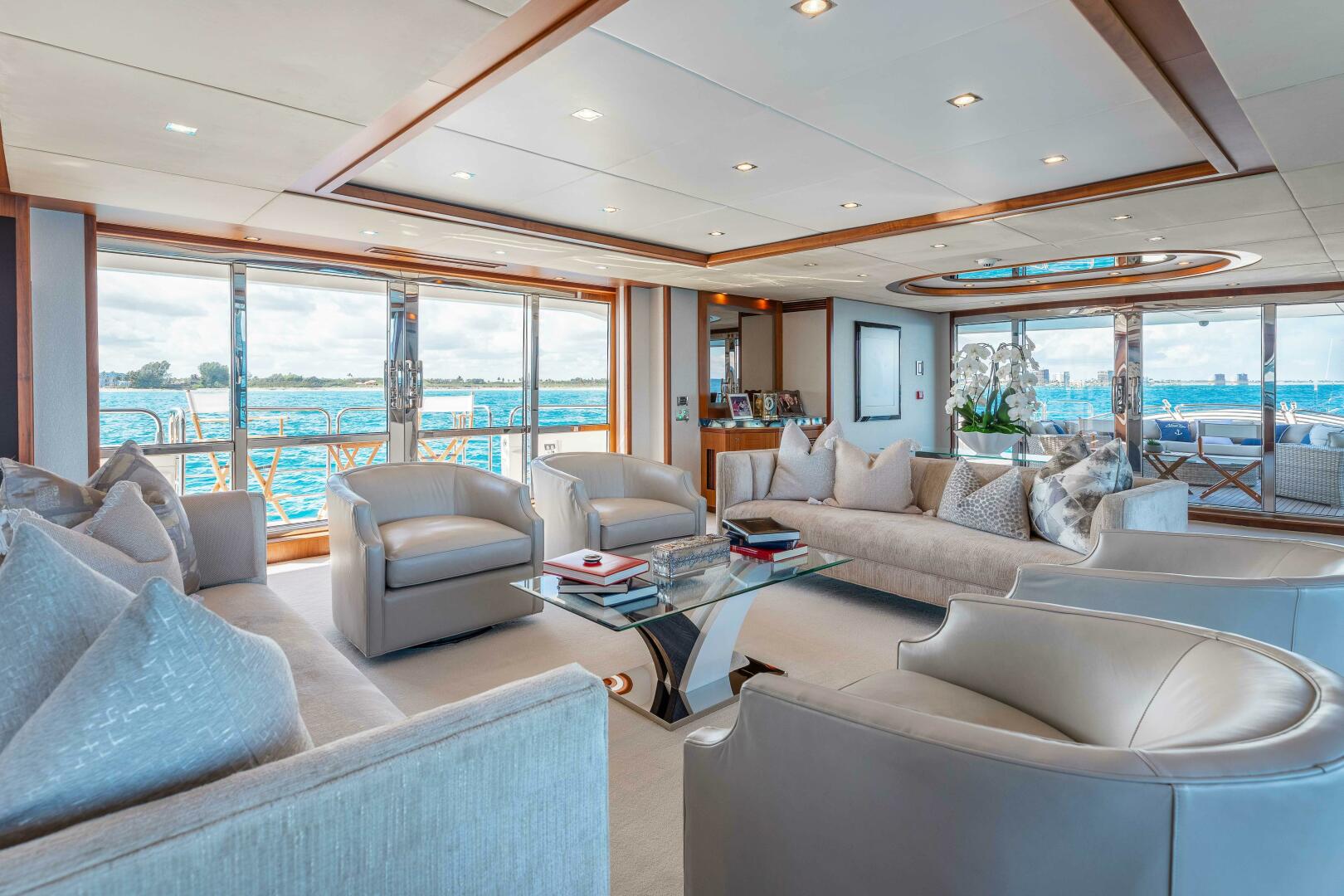 2010 Sunseeker 40m - Image 7