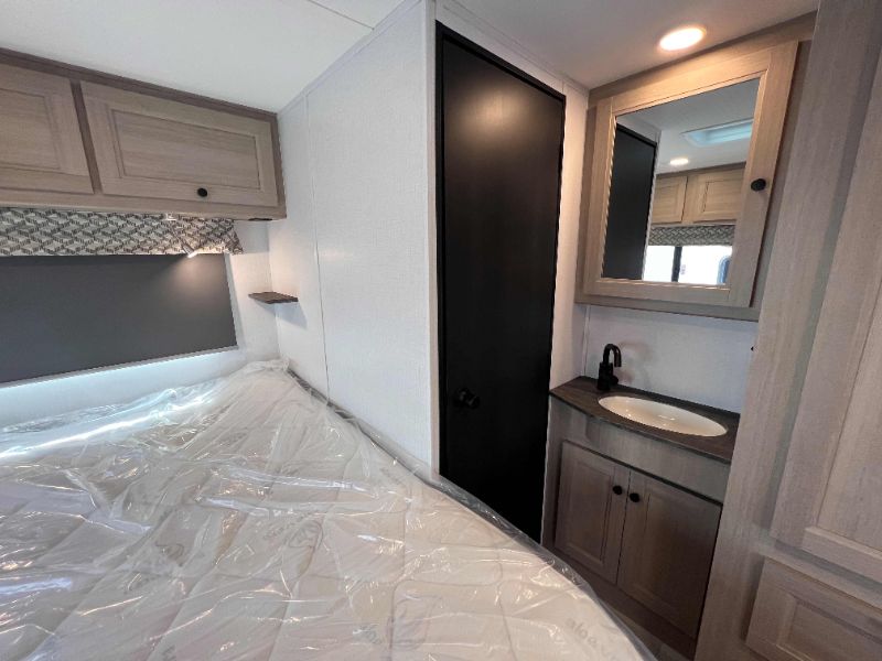 2026 Forest River Sunseeker LE 2350LE - Image 18