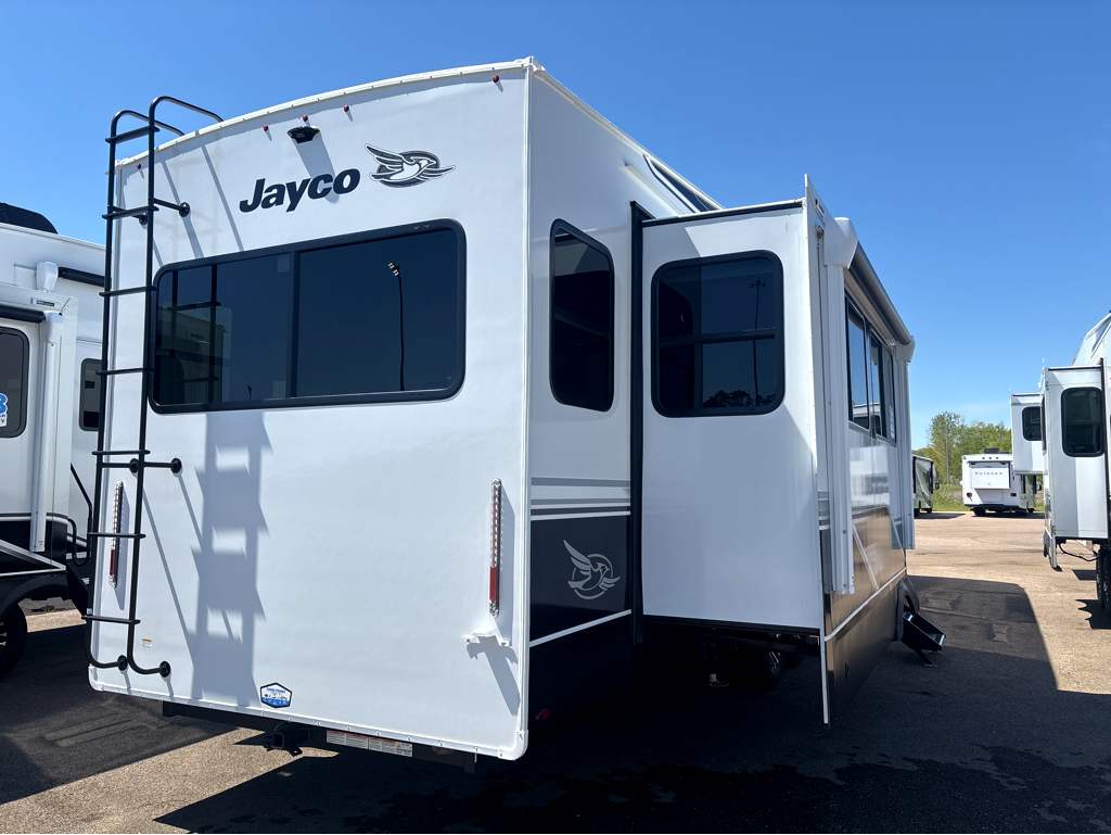 2026 JAYCO EAGLE 355MBQS - Image 4