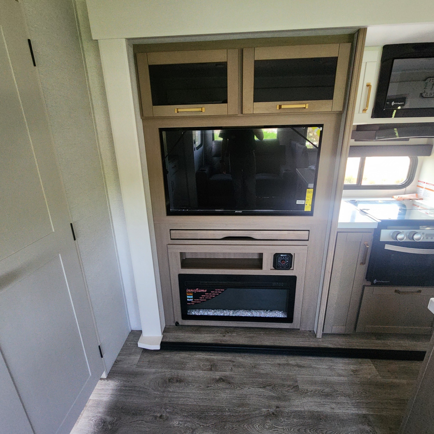 2027 JAYCO EAGLE 312BHOK - Image 19