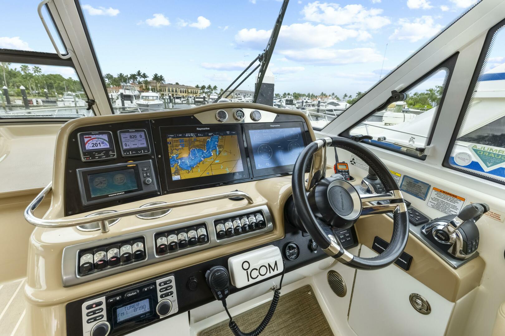2016 Formula 45 Yacht - Image 7